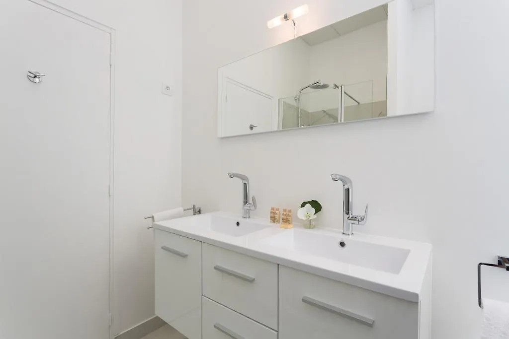 96 M2, 3 Yatak Odalı, 1 Banyolu , 2nd - Louvre - Bourse Bölgesinde Daire *