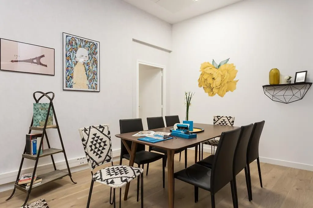 96 M2, 3 Yatak Odalı, 1 Banyolu , 2nd - Louvre - Bourse Bölgesinde Paris